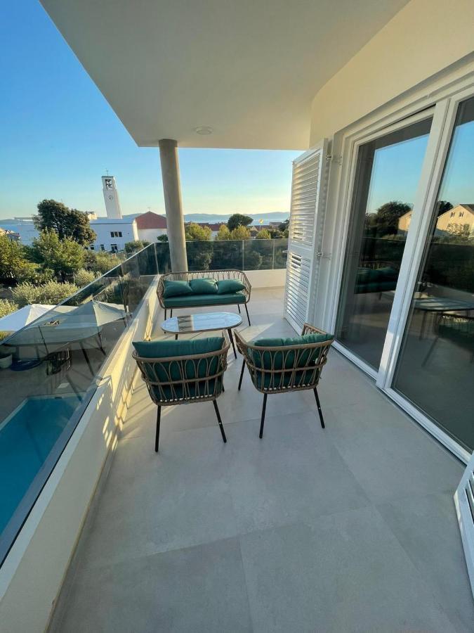 Apartamento Haus Dalmatia With Heated Pool Bibinje Exterior foto