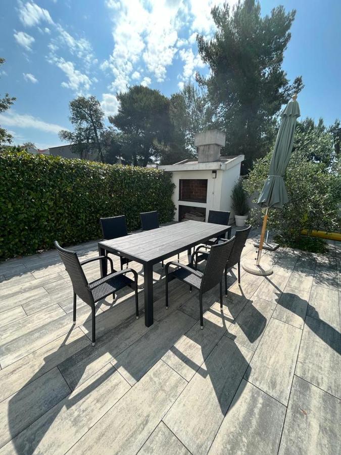 Apartamento Haus Dalmatia With Heated Pool Bibinje Exterior foto