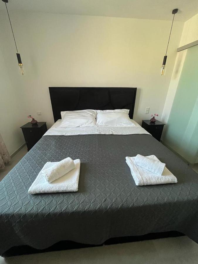Apartamento Haus Dalmatia With Heated Pool Bibinje Exterior foto